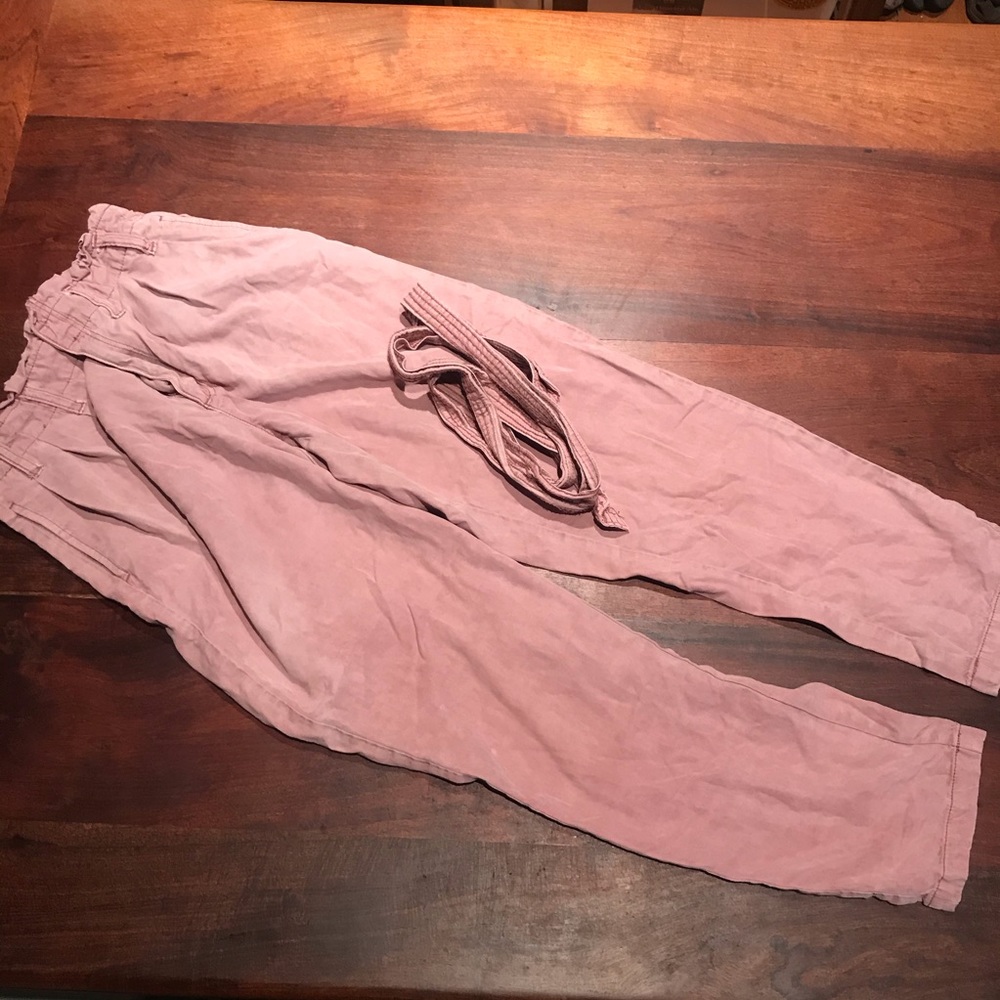 AE Dusty Pink Paper Bag Pants